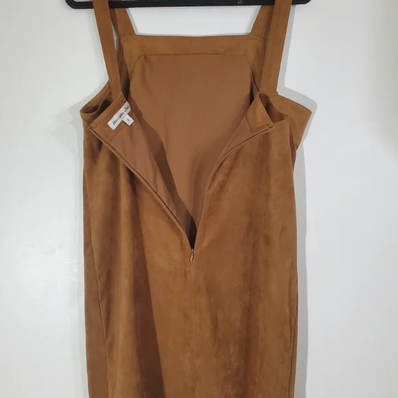 ABERCROMBIE & FITCH Woman's Embroidered Dress - Picture 11 of 14